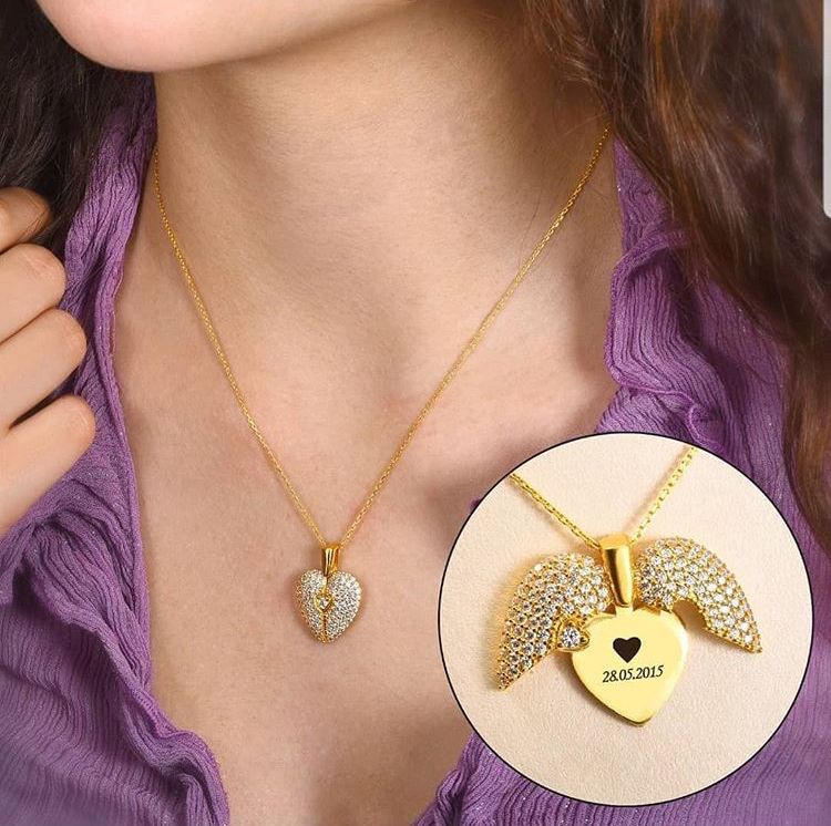 Engraved Name Diamond Hert Necklace