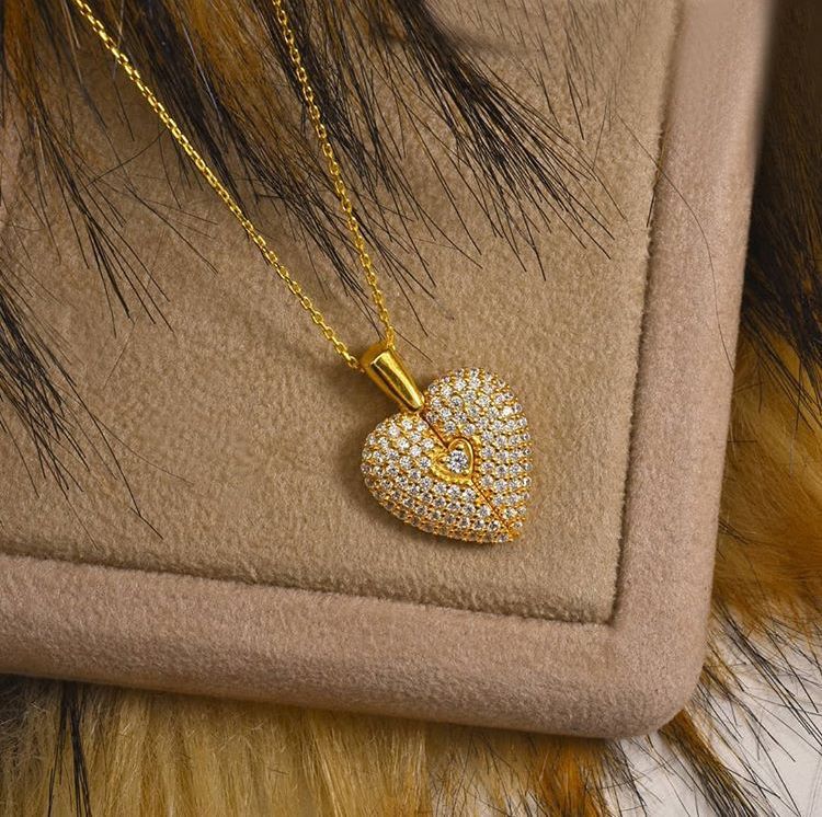 Engraved Name Diamond Hert Necklace