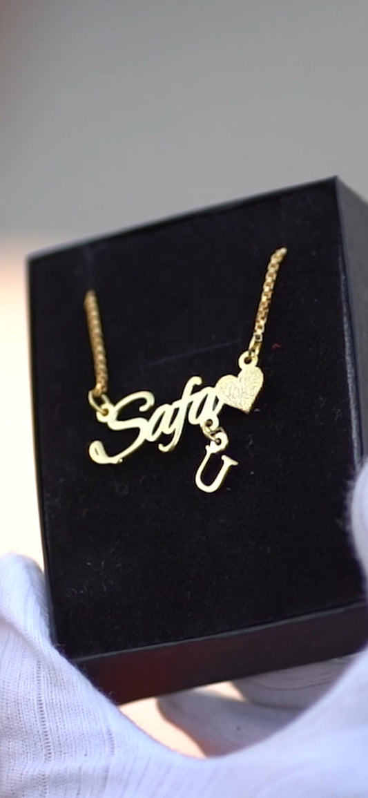 Single Name Necklace