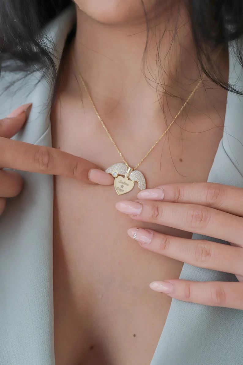 Engraved Name Diamond Hert Necklace